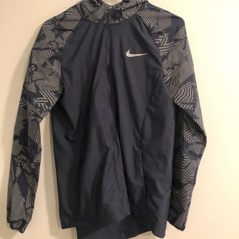 Nike windbreaker